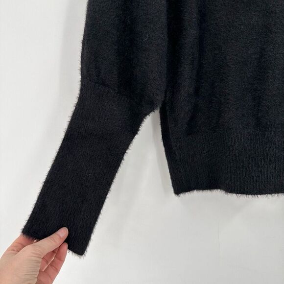ModCloth Royal Monk Black Fuzzy Soft Puff Balloon Sleeve Pullover Sweater Medium - Picture 3 of 10